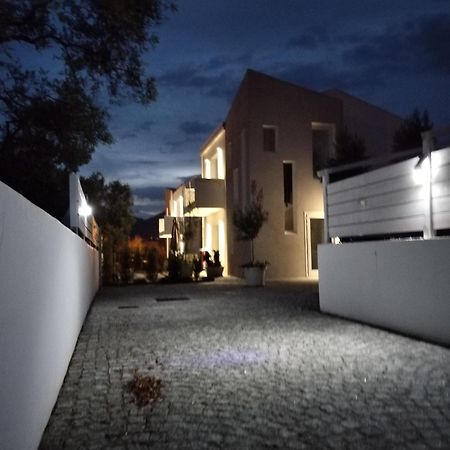 Villa Est サン・テオドーロ エクステリア 写真